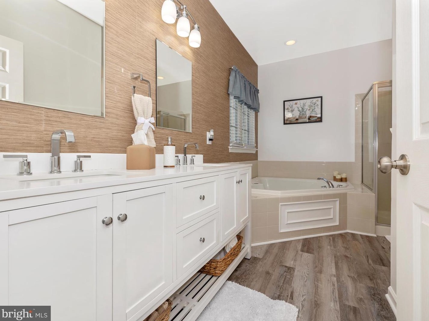 12619 Grand Elm St, Clarksburg MD 20871-4483 exterior