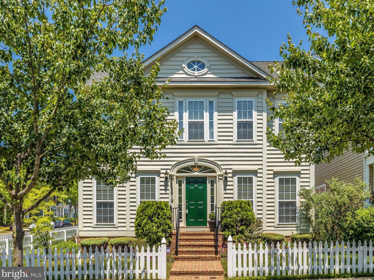 12619 Grand Elm St, Clarksburg MD 20871-4483 exterior