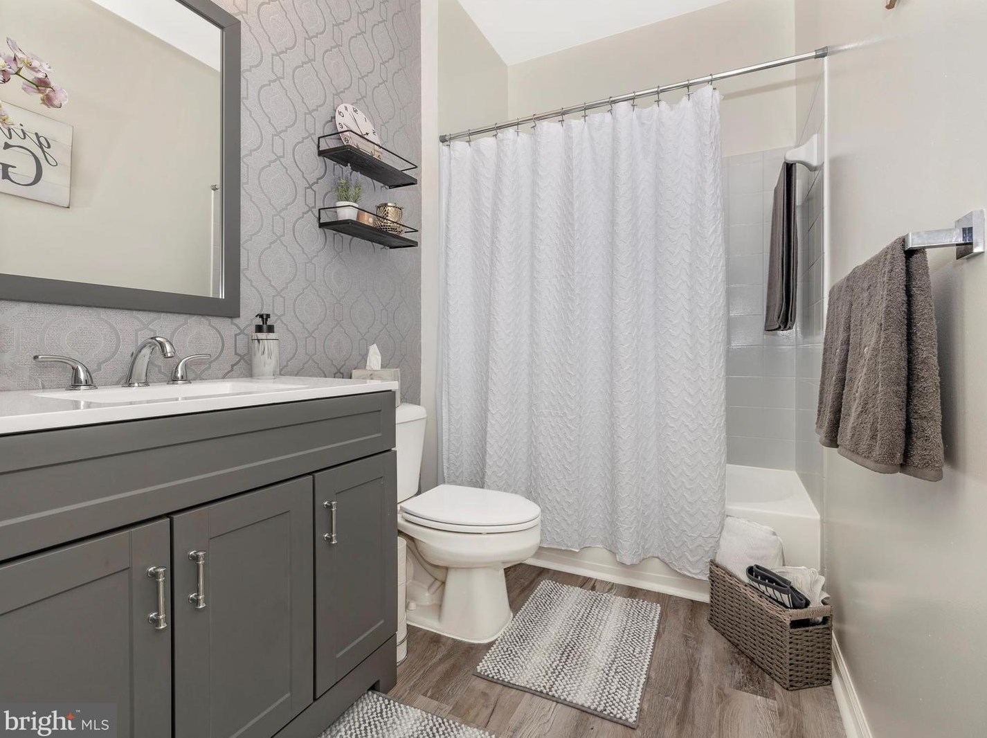 12619 Grand Elm St, Clarksburg MD 20871-4483 exterior