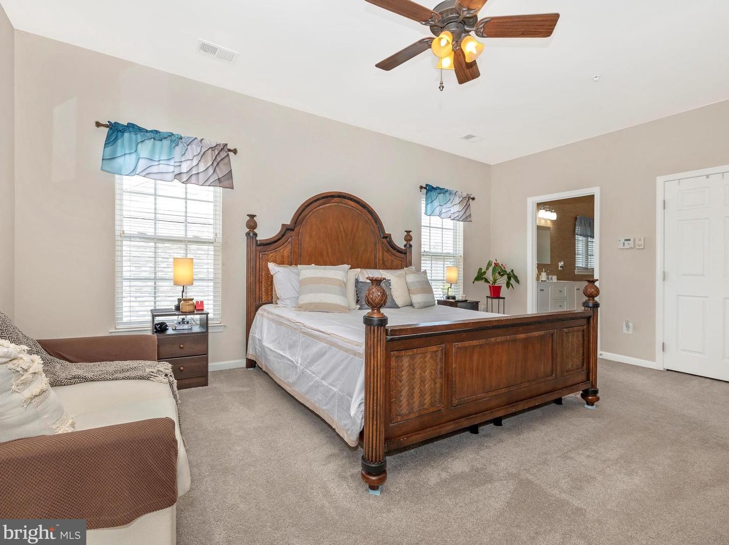 12619 Grand Elm St, Clarksburg MD 20871-4483 exterior