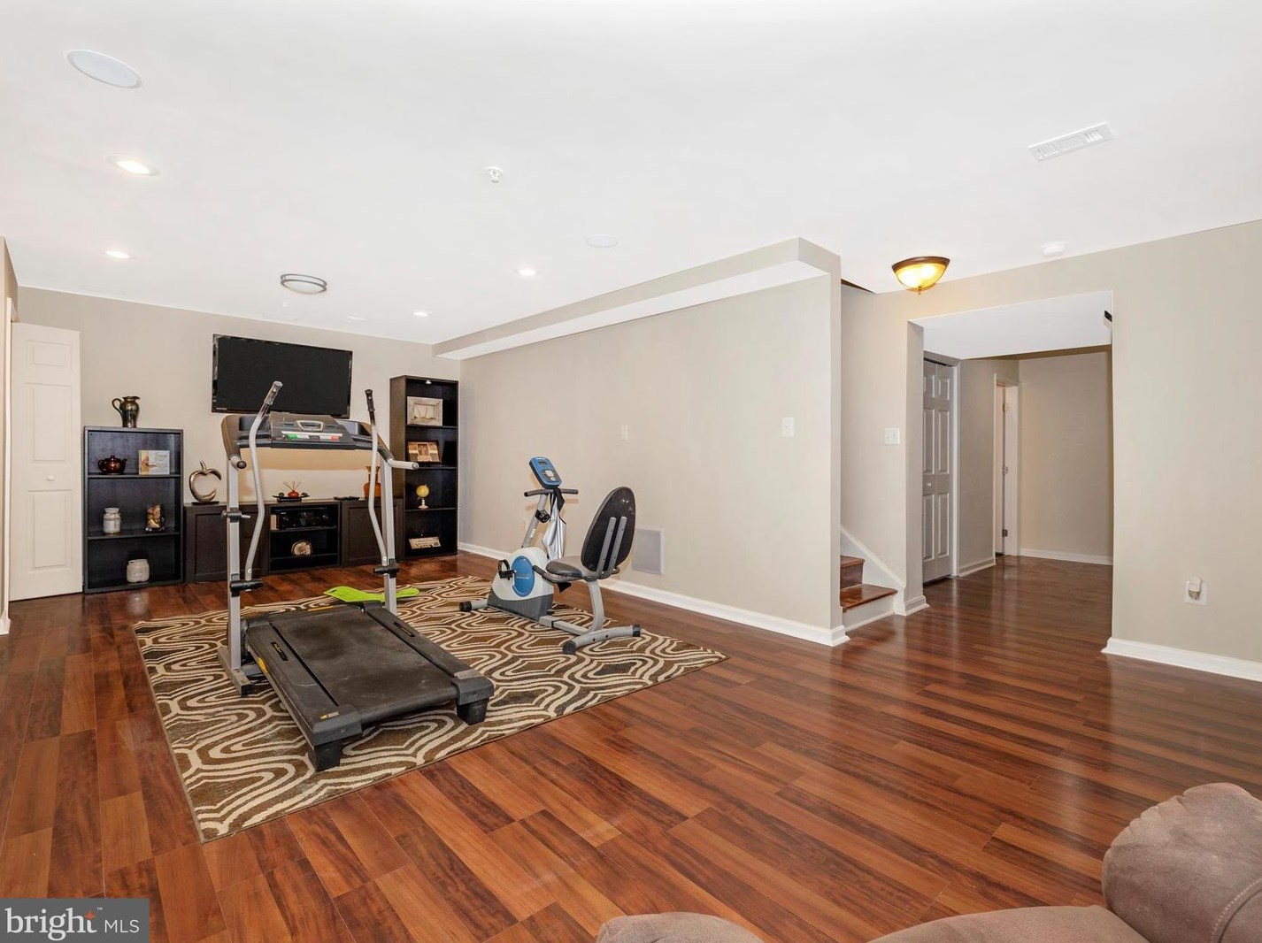 12619 Grand Elm St, Clarksburg MD 20871-4483 exterior