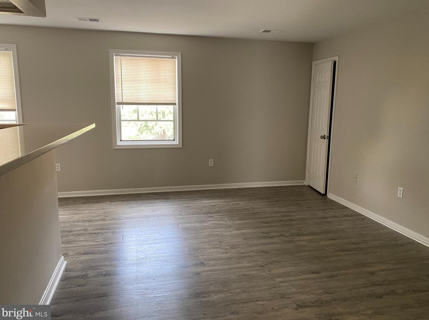 11767 Carriage House Dr #11, Silver Spring, MD 20904