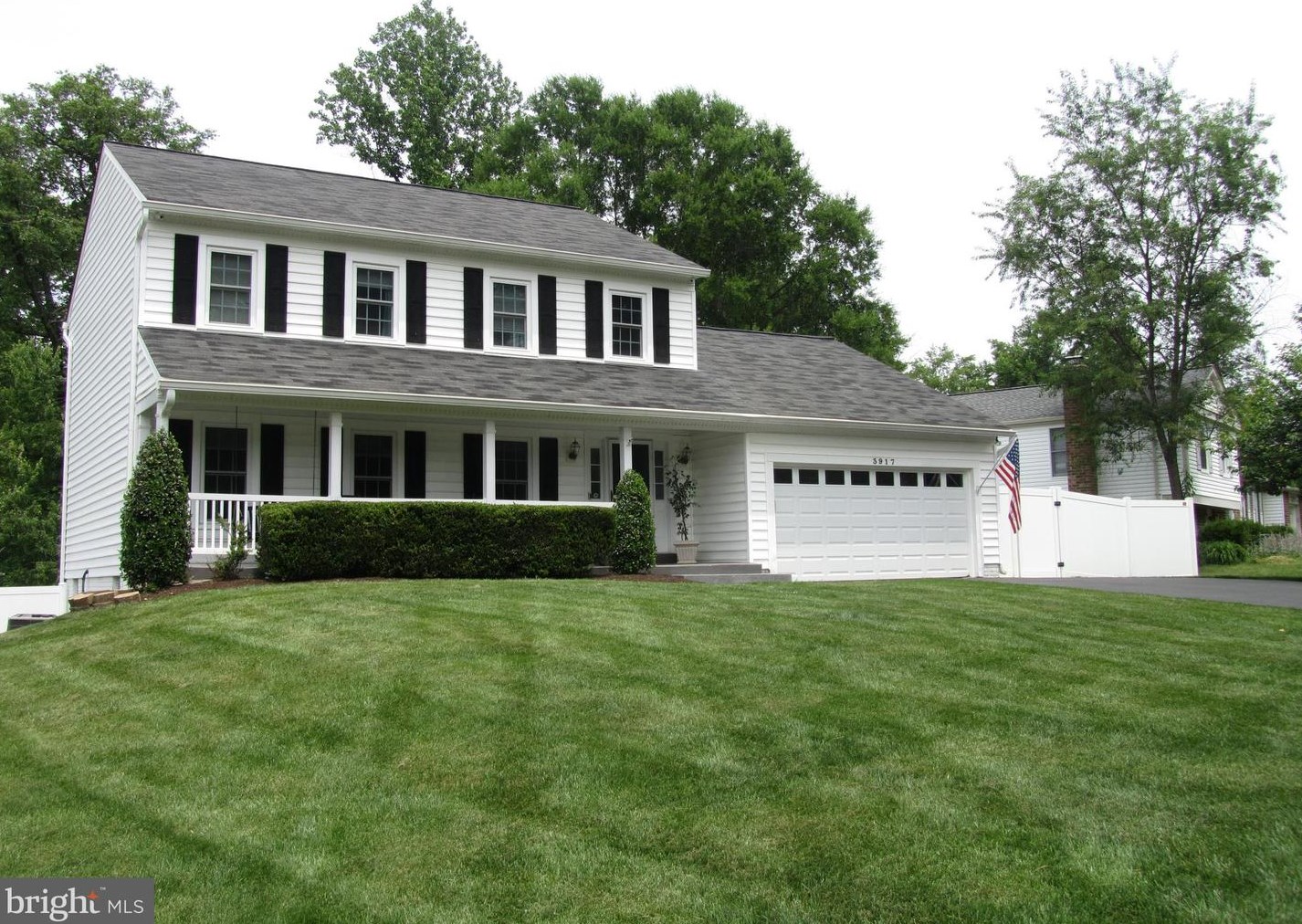 3917 Shallow Brook Ln, Olney, MD 20832-1745