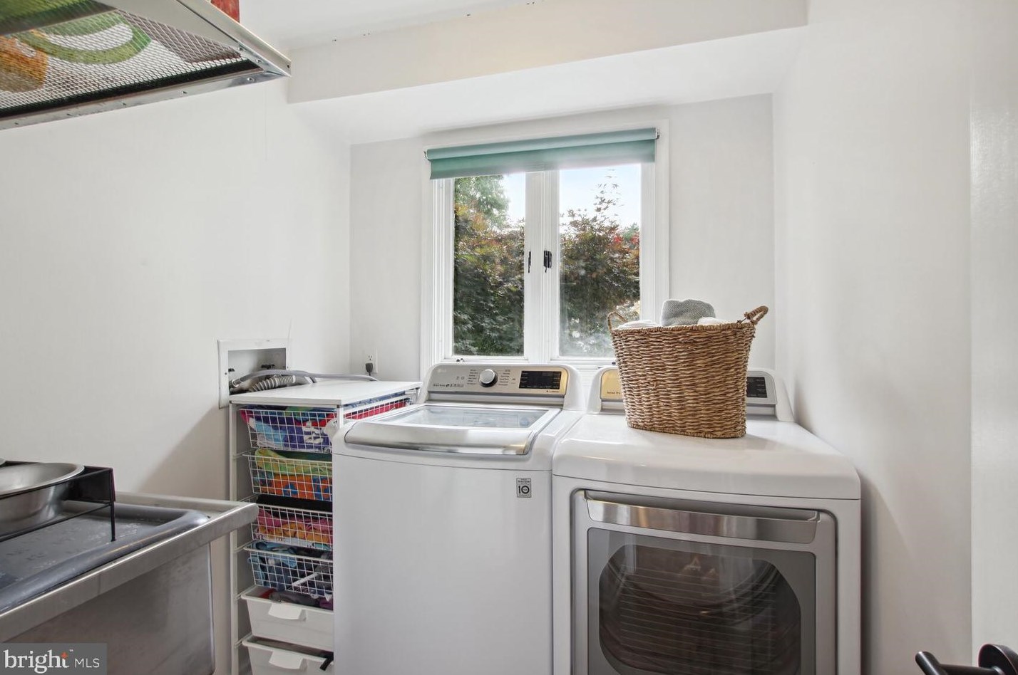 21600 Glendalough Rd, Gaithersburg MD 20882-4864 exterior