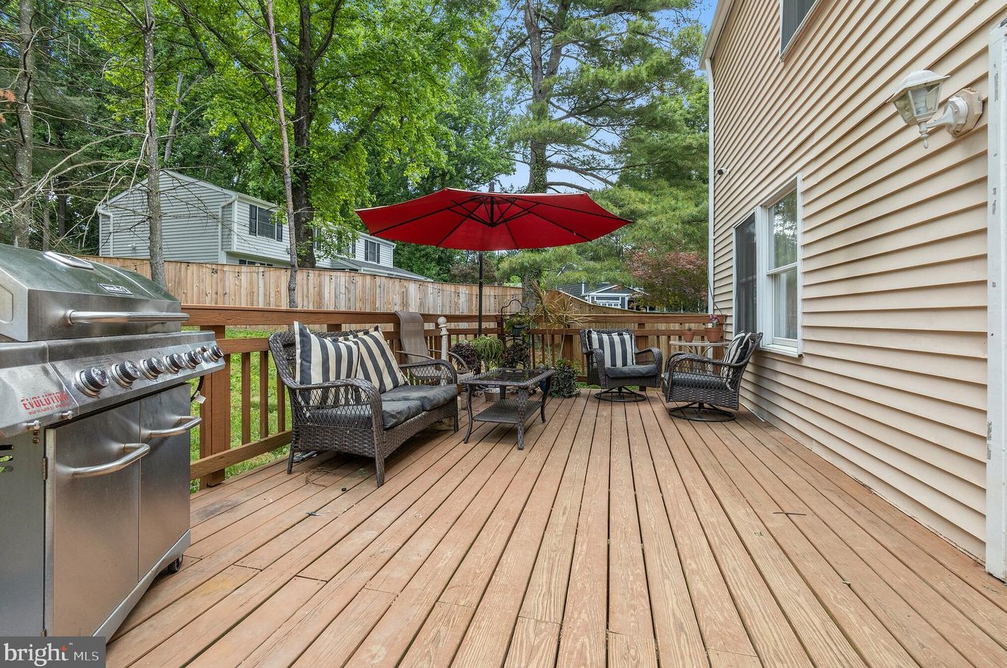 1233 Windmill Ln, Silver Spring MD  20905-6055 exterior