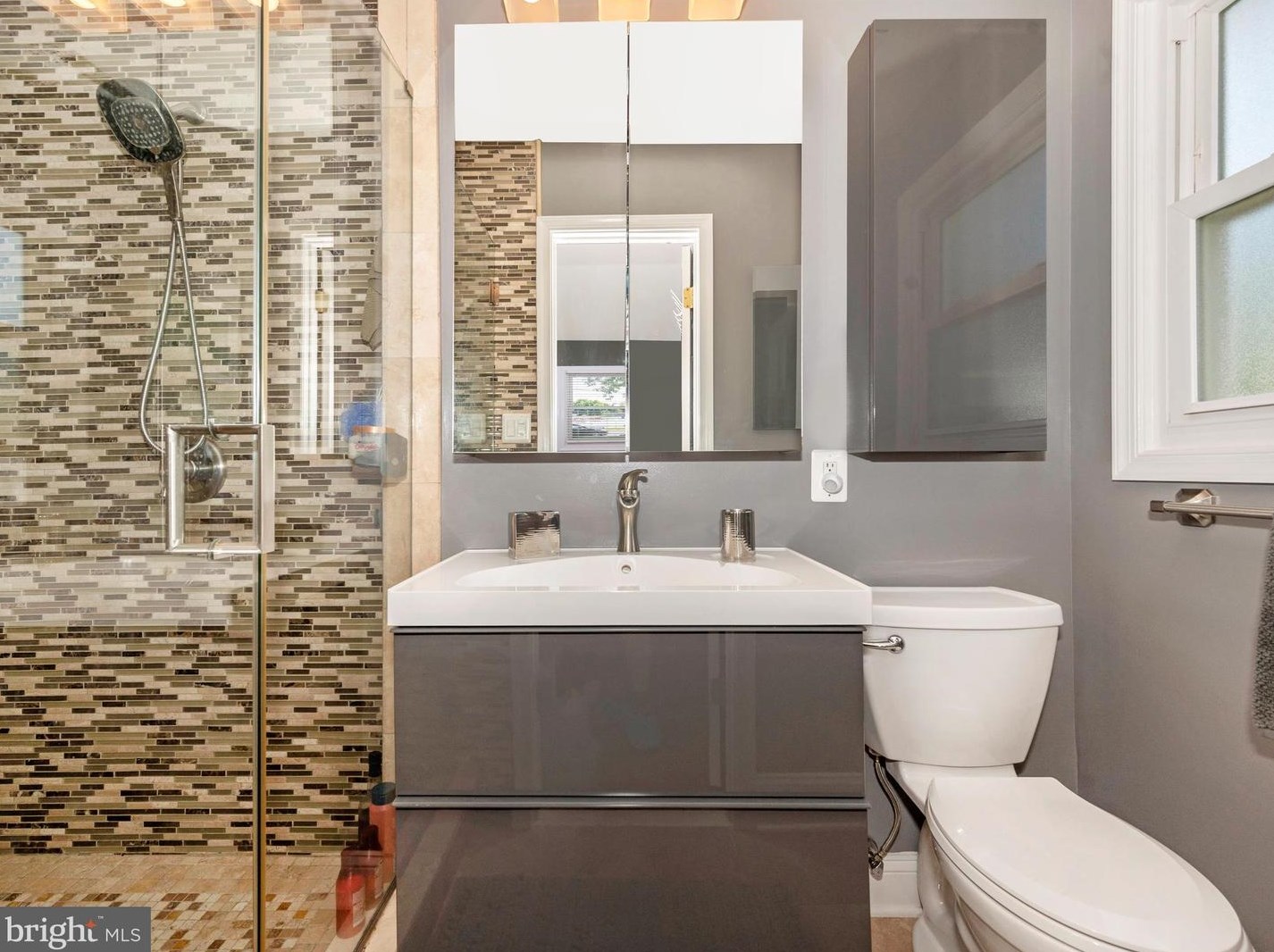 100 Spring St, Gaithersburg MD  20877-1922 exterior