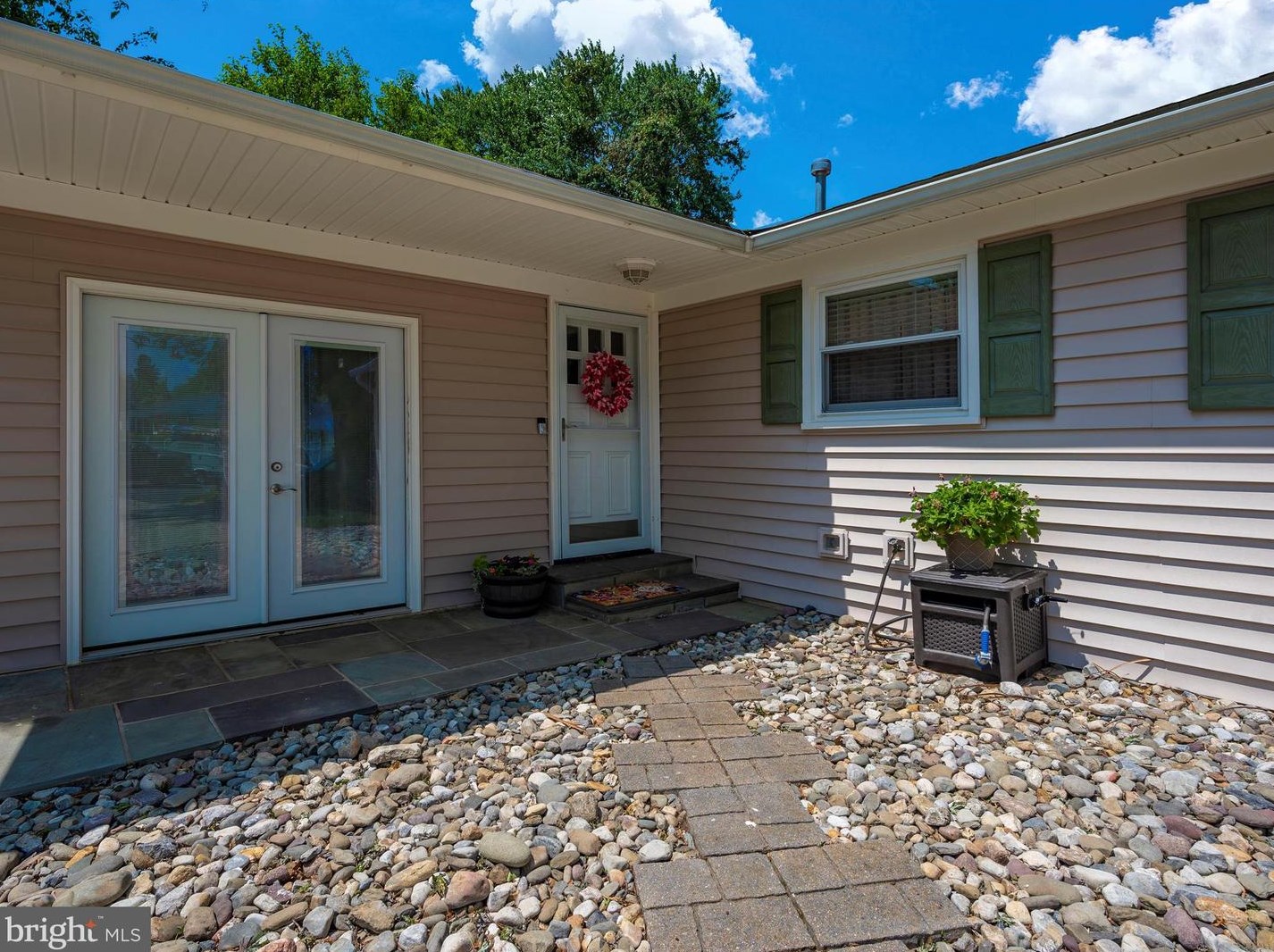 100 Spring St, Gaithersburg, MD 20877-1922