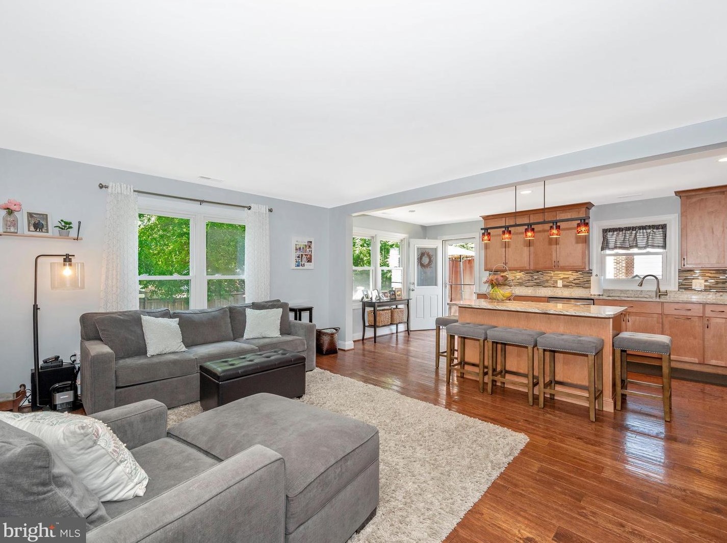 100 Spring St, Gaithersburg MD  20877-1922 exterior