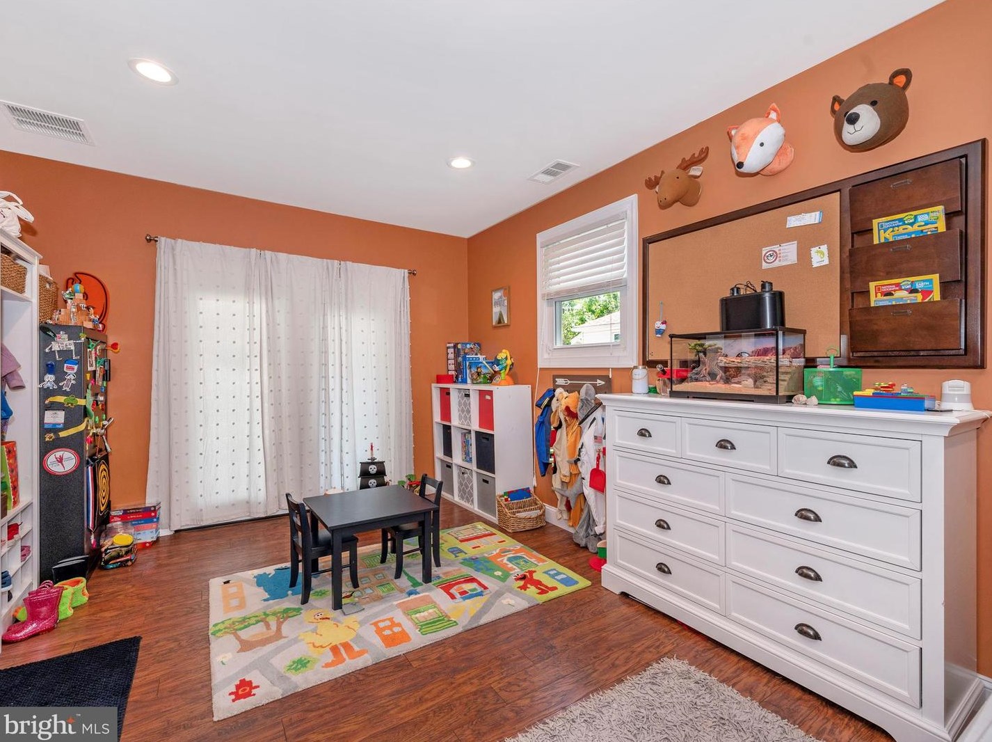 100 Spring St, Gaithersburg MD  20877-1922 exterior