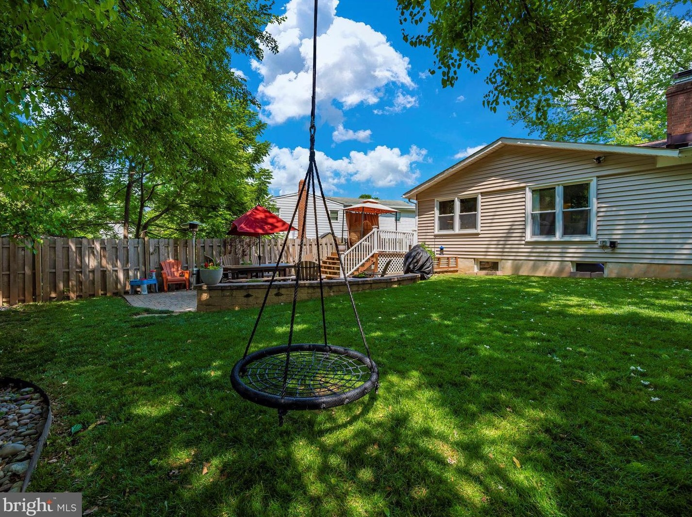 100 Spring St, Gaithersburg MD  20877-1922 exterior