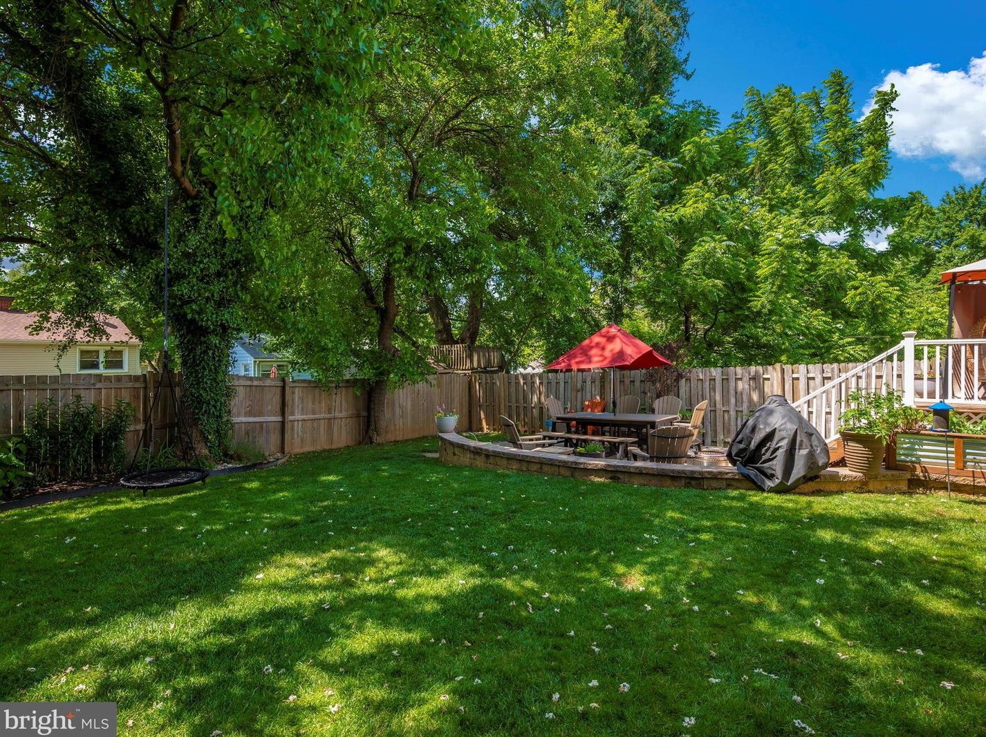 100 Spring St, Gaithersburg MD  20877-1922 exterior