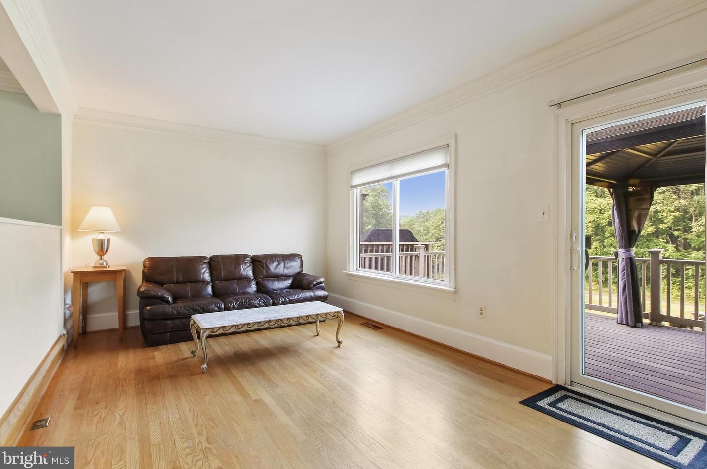 9551 White Pillar Ter, Gaithersburg MD  20882-2815 exterior