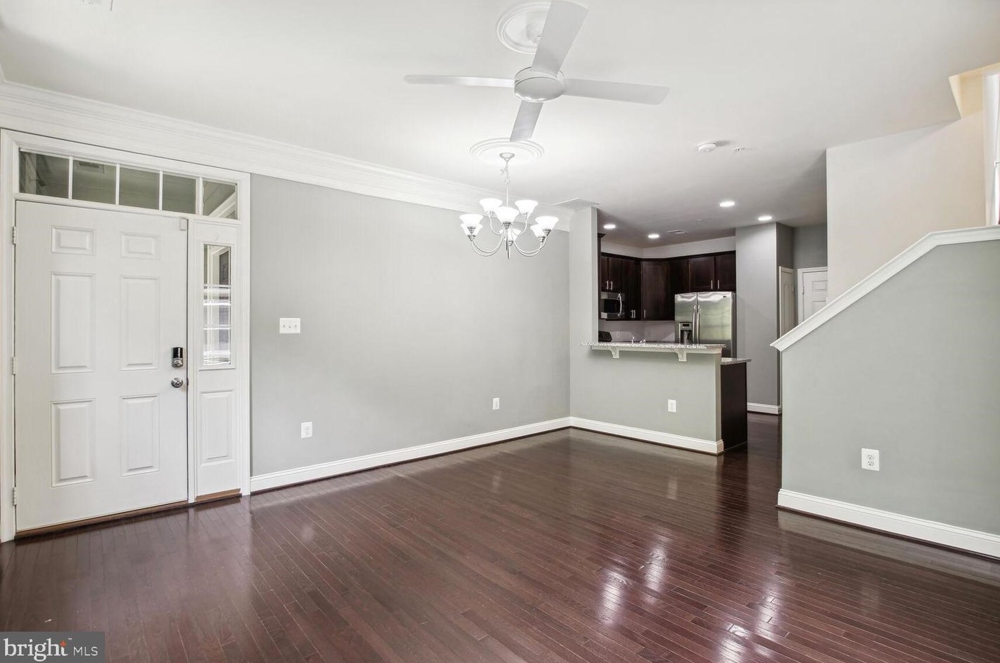 306 Park Ave #1-306, Gaithersburg, MD 20877