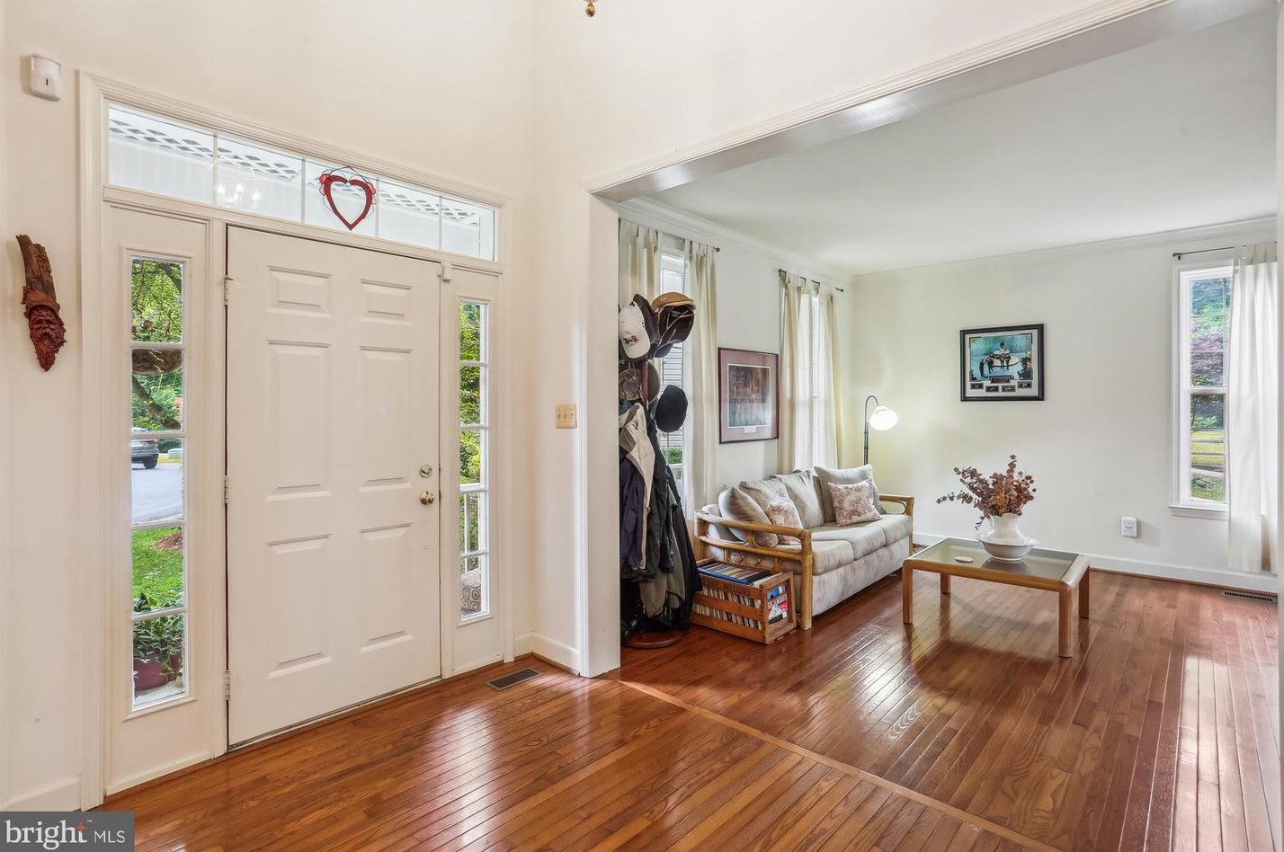 5 Heritage Farm Ct, Gaithersburg, MD 20886-5811