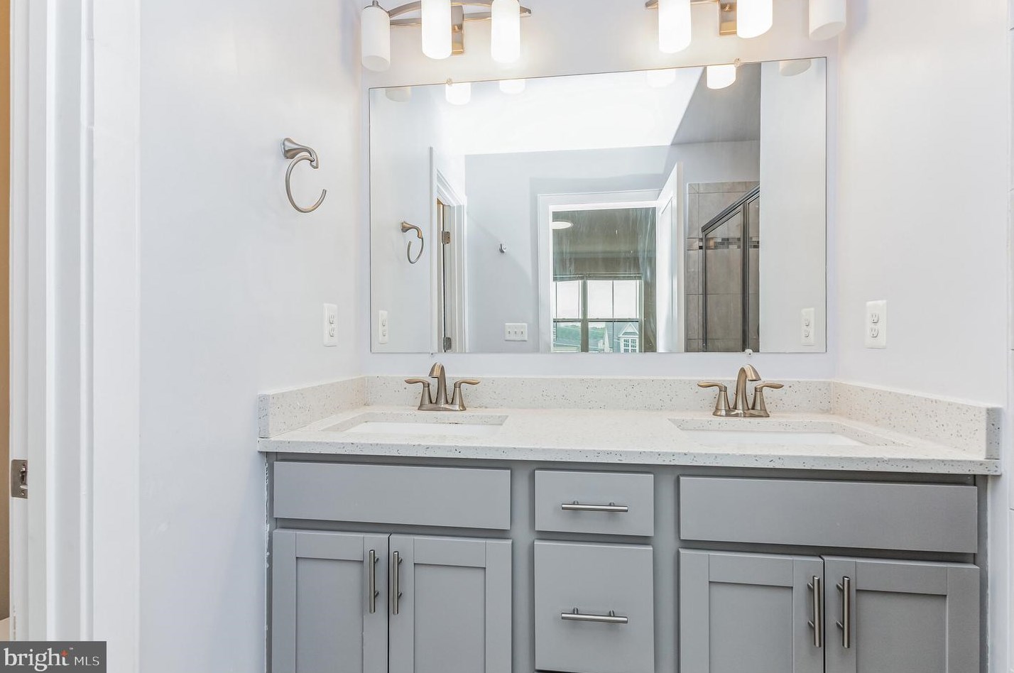 13213 Shawnee Ln, Clarksburg MD  20871 exterior