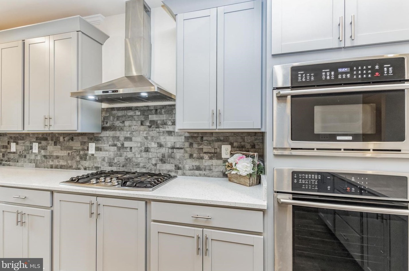 13213 Shawnee Ln, Clarksburg MD  20871 exterior