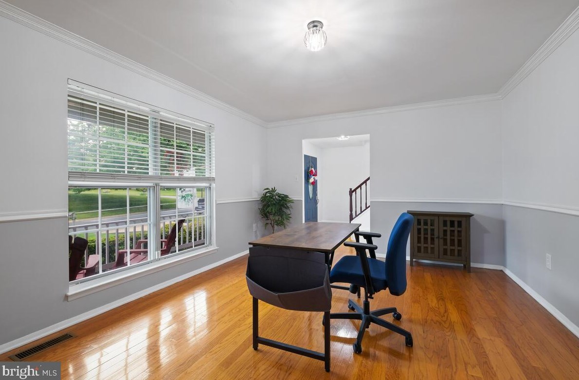 8404 Tea Rose Dr, Gaithersburg MD  20879-4651 exterior