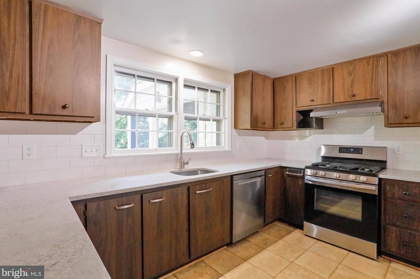 18929 Diary Rd, Gaithersburg MD 20886-3136 exterior