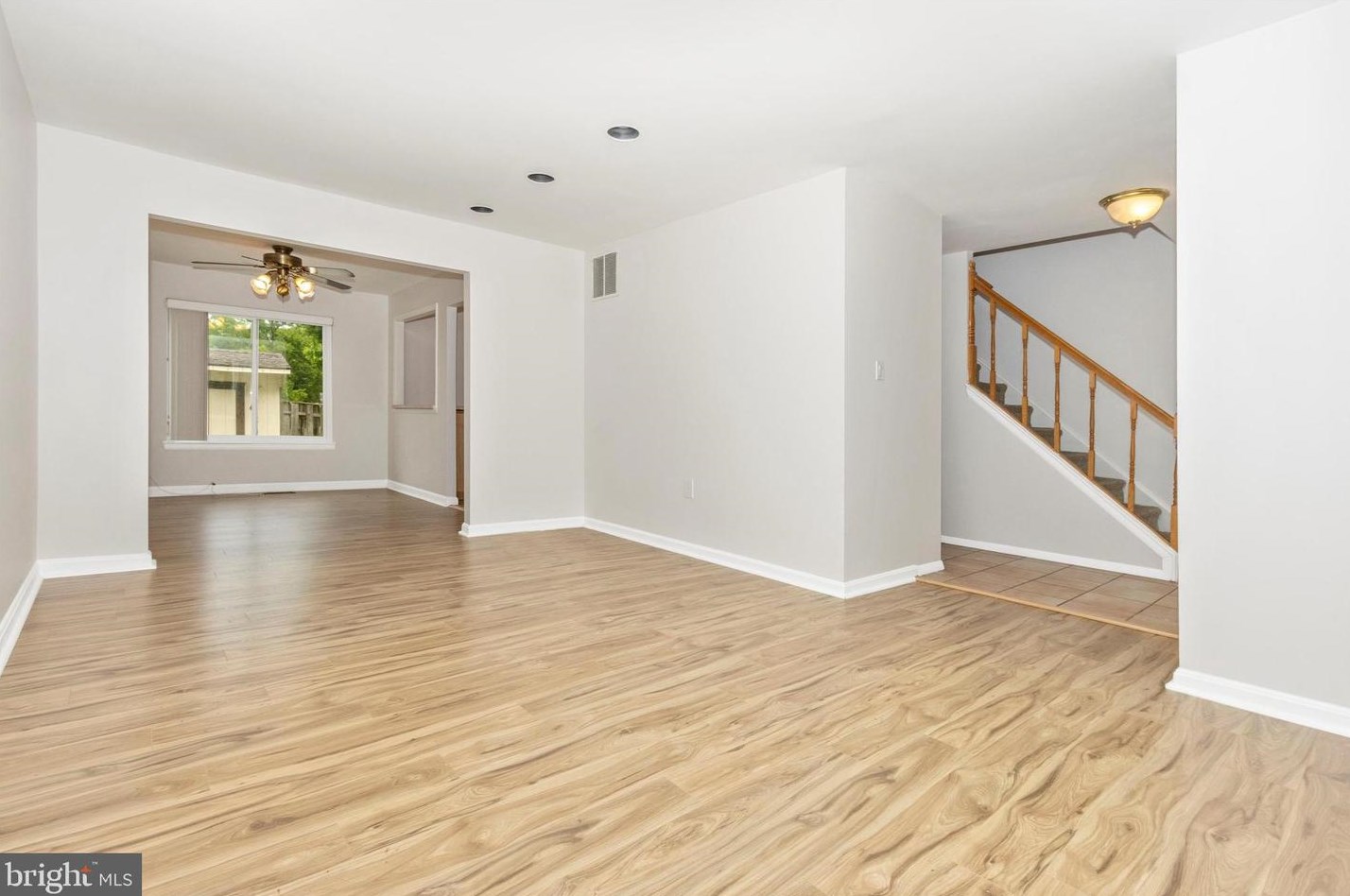 9029 Centerway Rd, Gaithersburg MD  20879-1805 exterior