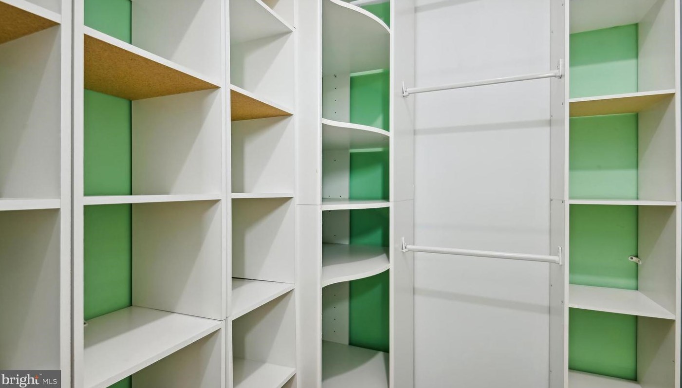 20813 Aspenwood Ln, Gaithersburg MD  20886-4067 exterior