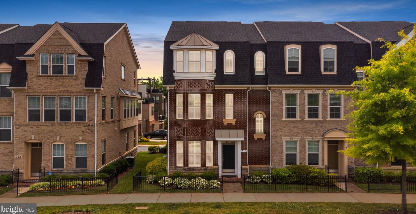 715 Crown Park Ave, Gaithersburg, MD 20878-4518