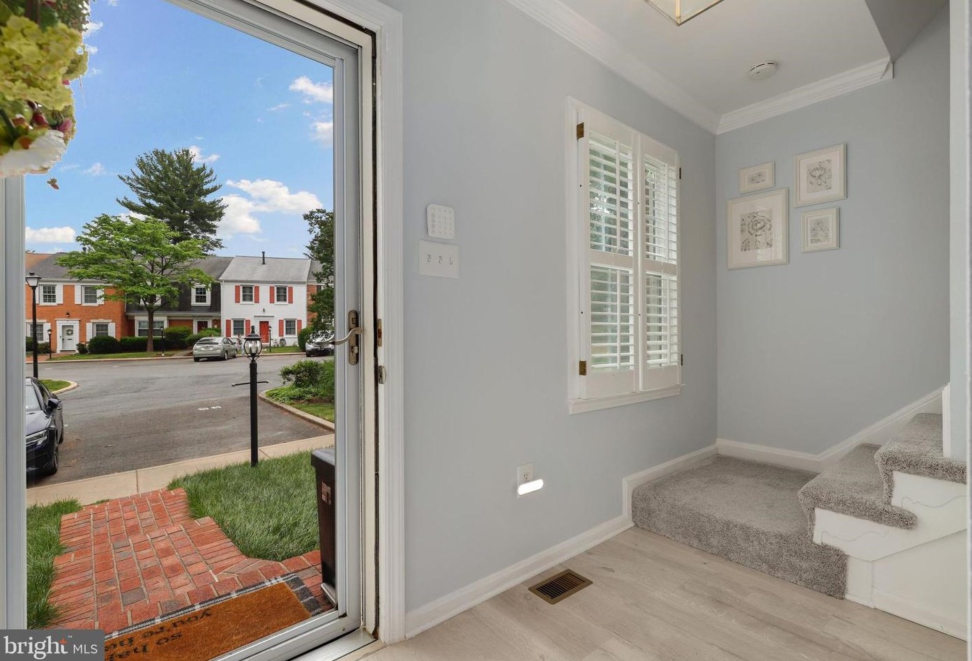 55 Longmeadow Dr, Gaithersburg MD  20878-1997 exterior