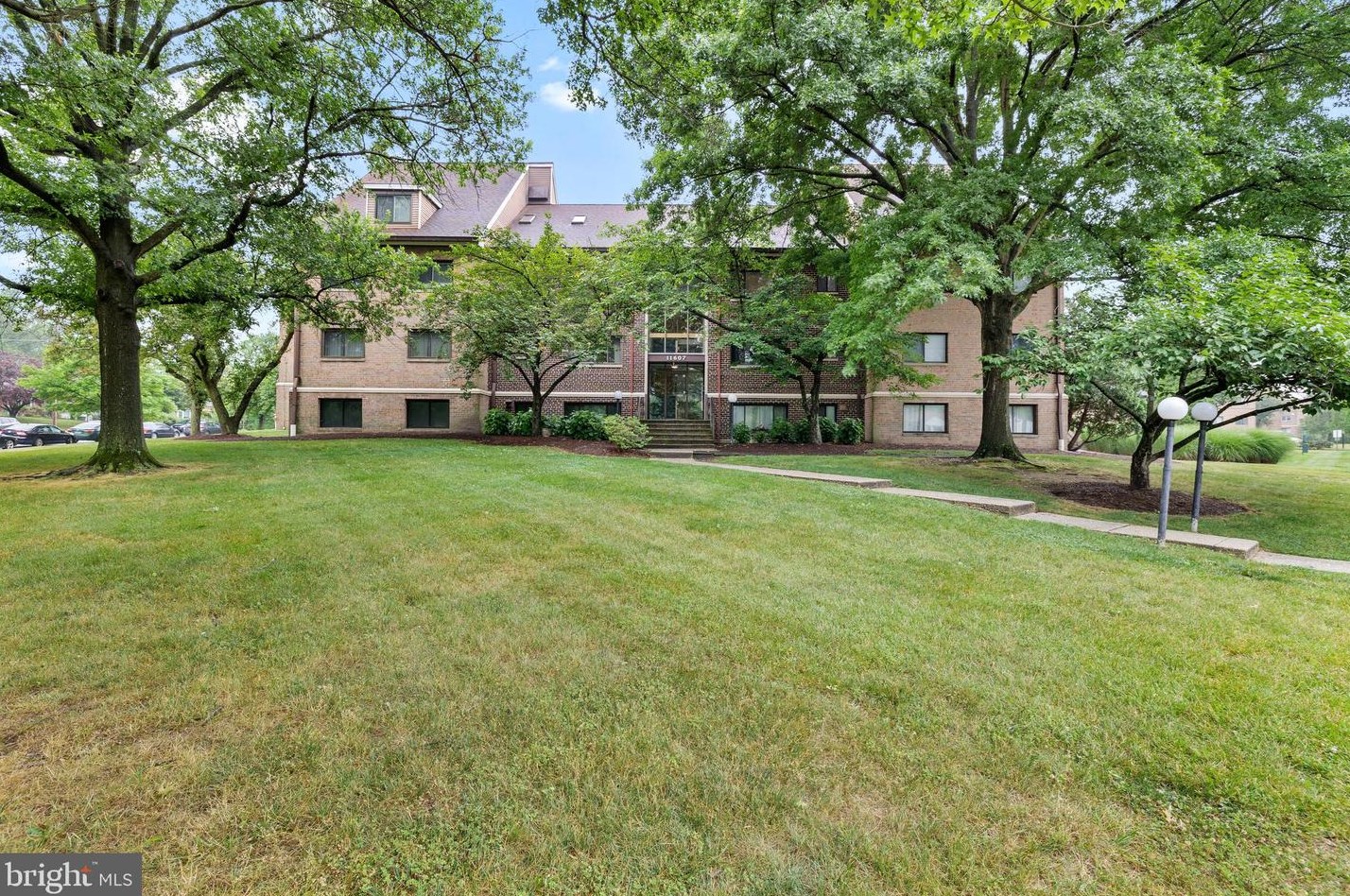 11607 Elkin St #102, Silver Spring, MD 20902