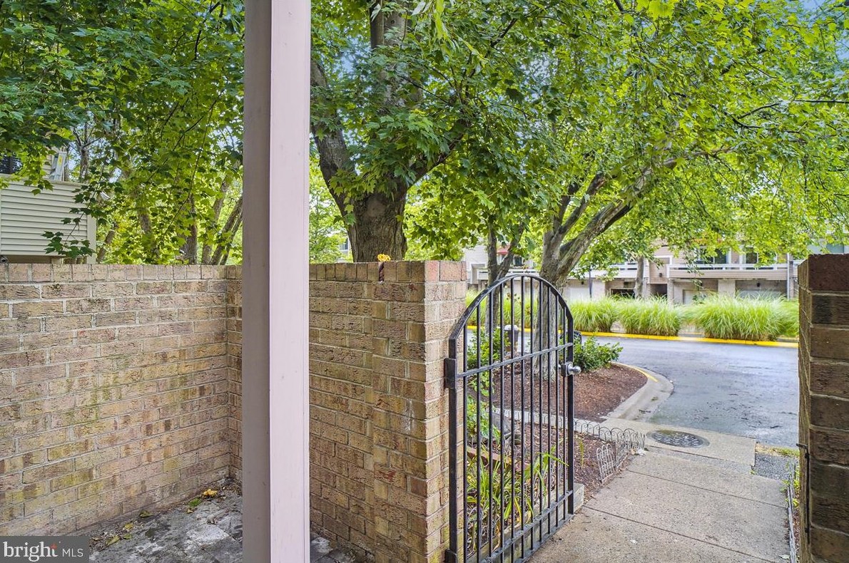 18741 Nathans Pl, Gaithersburg, MD 20886-4243