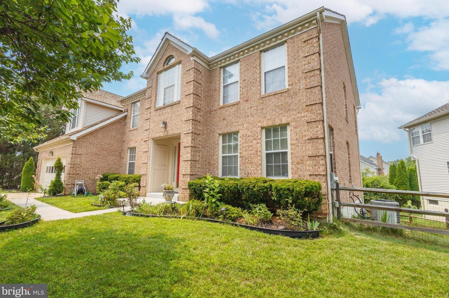 238 Lower Country Dr, Gaithersburg, MD 20877-4324