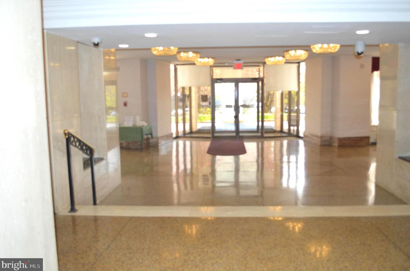 1121 University Blvd #915-b, Silver Spring, MD 20902