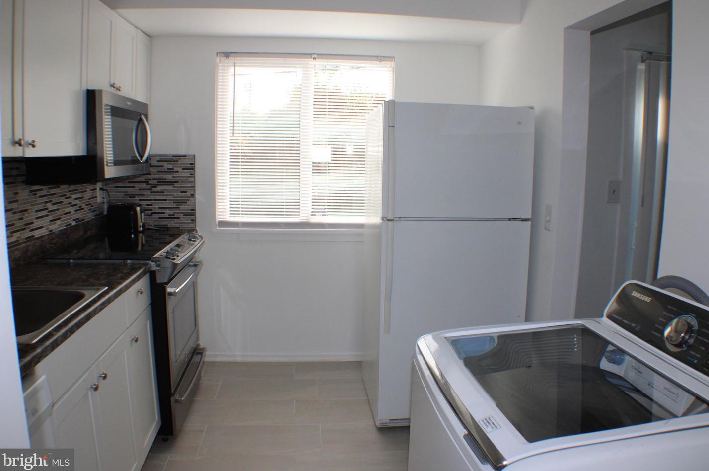 10008 Wedge Way, Gaithersburg MD 20886-1351 exterior