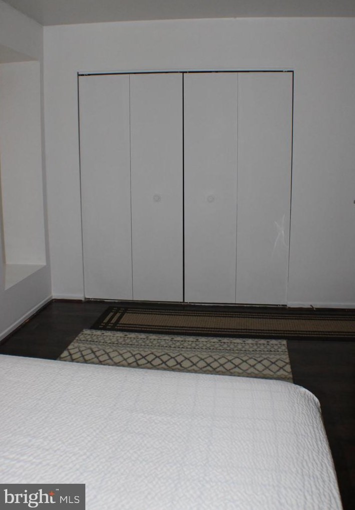 10008 Wedge Way, Gaithersburg MD 20886-1351 exterior