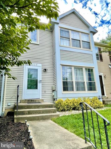 18508 Crabapple Pl, Gaithersburg, MD 20879-5201