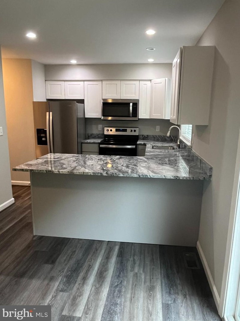 355 Crescendo Way, Silver Spring, MD 20901