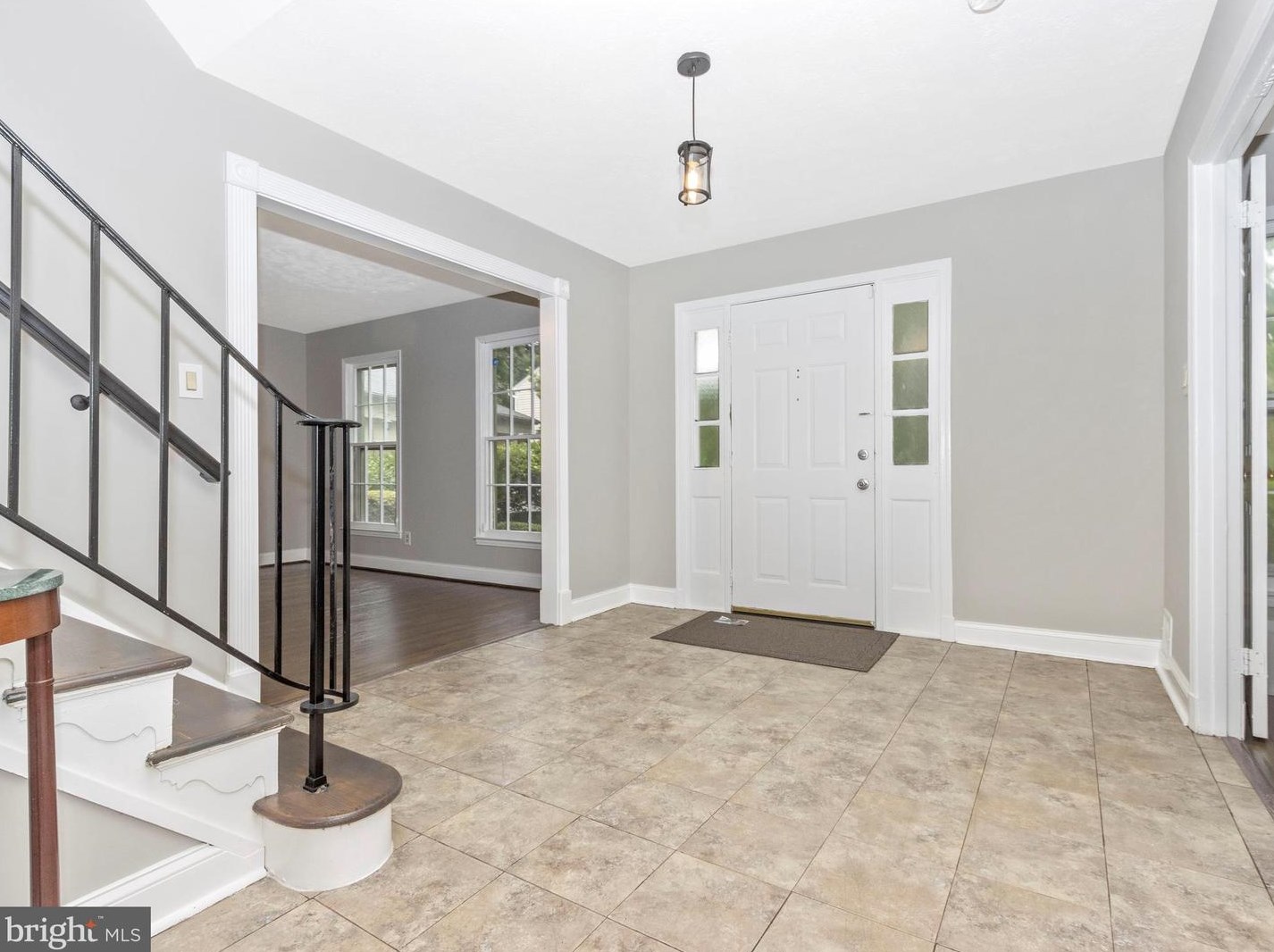 2203 Touchstone Ct, Silver Spring, MD 20904