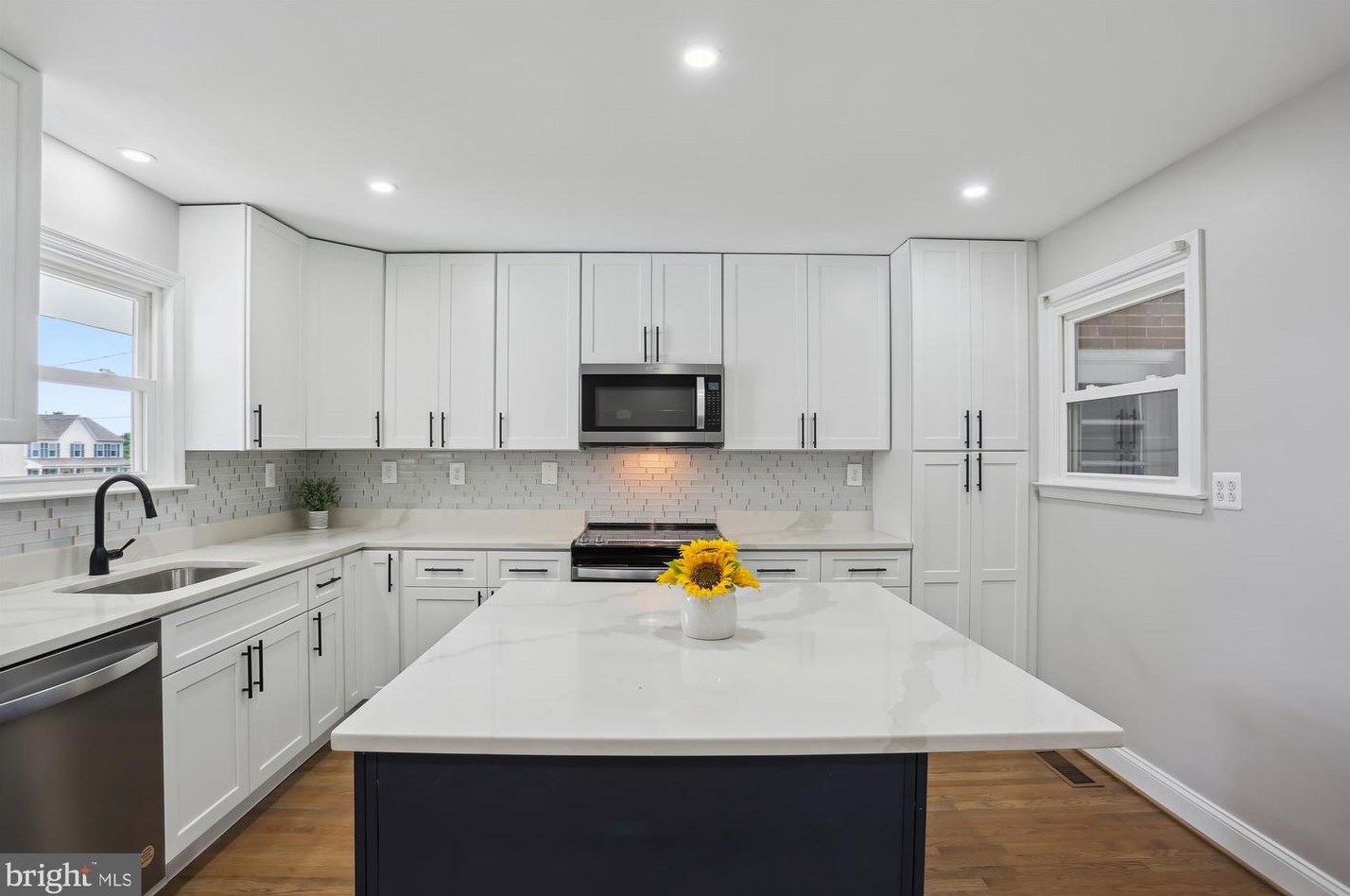 24404 Welsh Rd, Gaithersburg MD  20882-3934 exterior