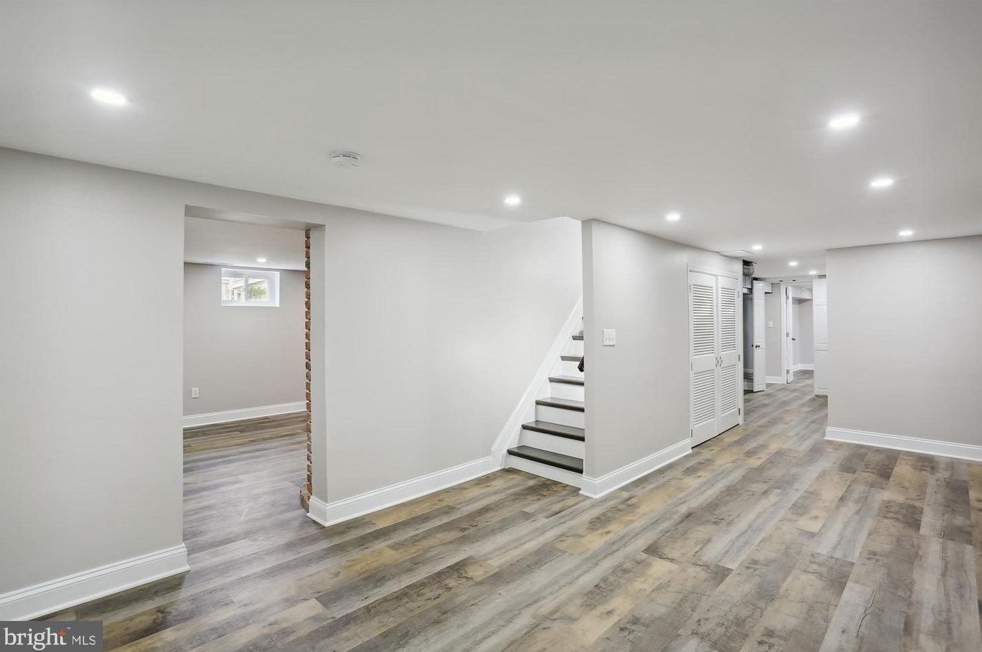 24404 Welsh Rd, Gaithersburg MD  20882-3934 exterior