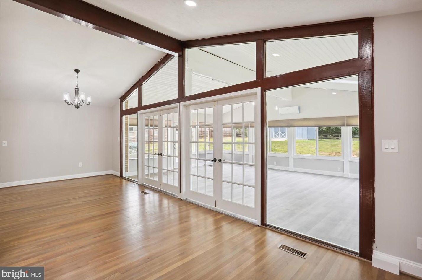 24404 Welsh Rd, Gaithersburg MD  20882-3934 exterior