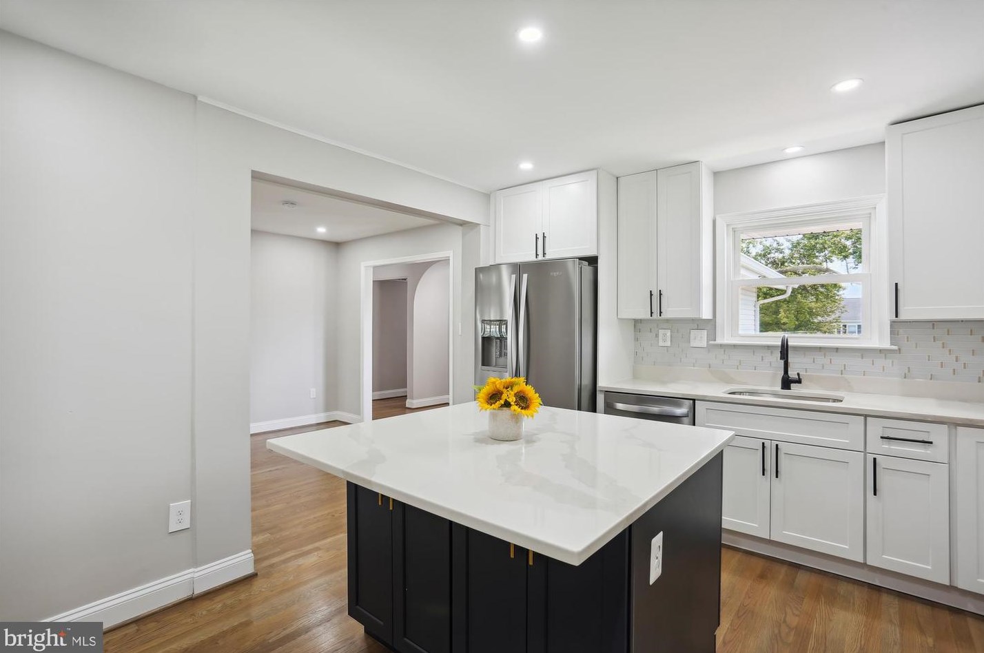 24404 Welsh Rd, Gaithersburg MD  20882-3934 exterior