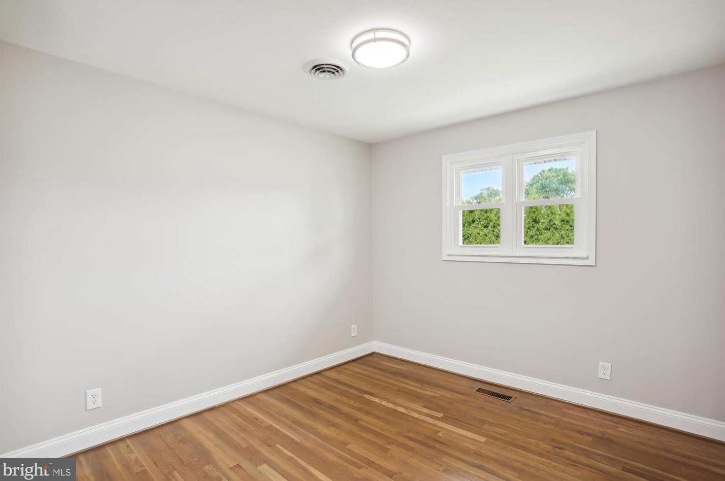 24404 Welsh Rd, Gaithersburg MD  20882-3934 exterior