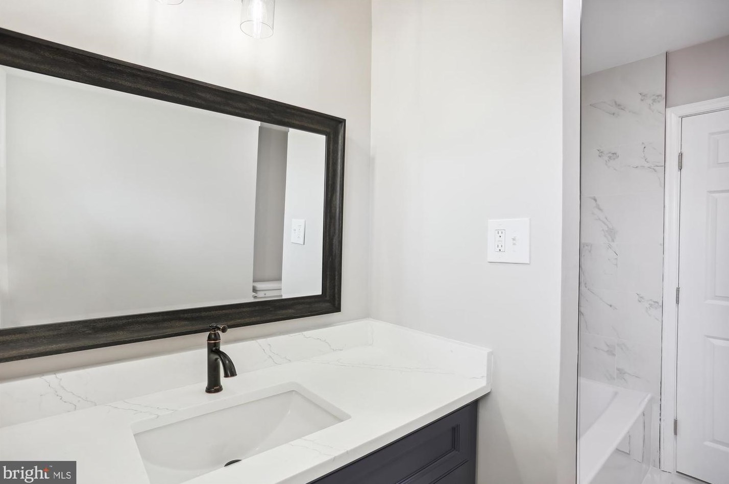 24404 Welsh Rd, Gaithersburg MD  20882-3934 exterior