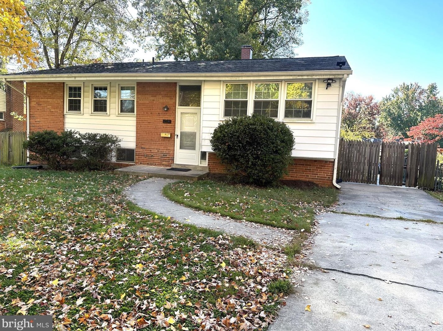 914 Playford Ln, Silver Spring, MD 20901