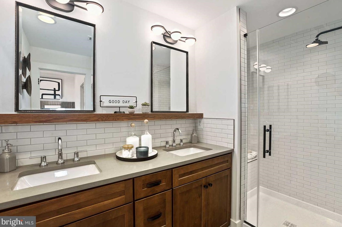 23903 Burdette Forest Rd, Clarksburg MD  20871-4467 exterior