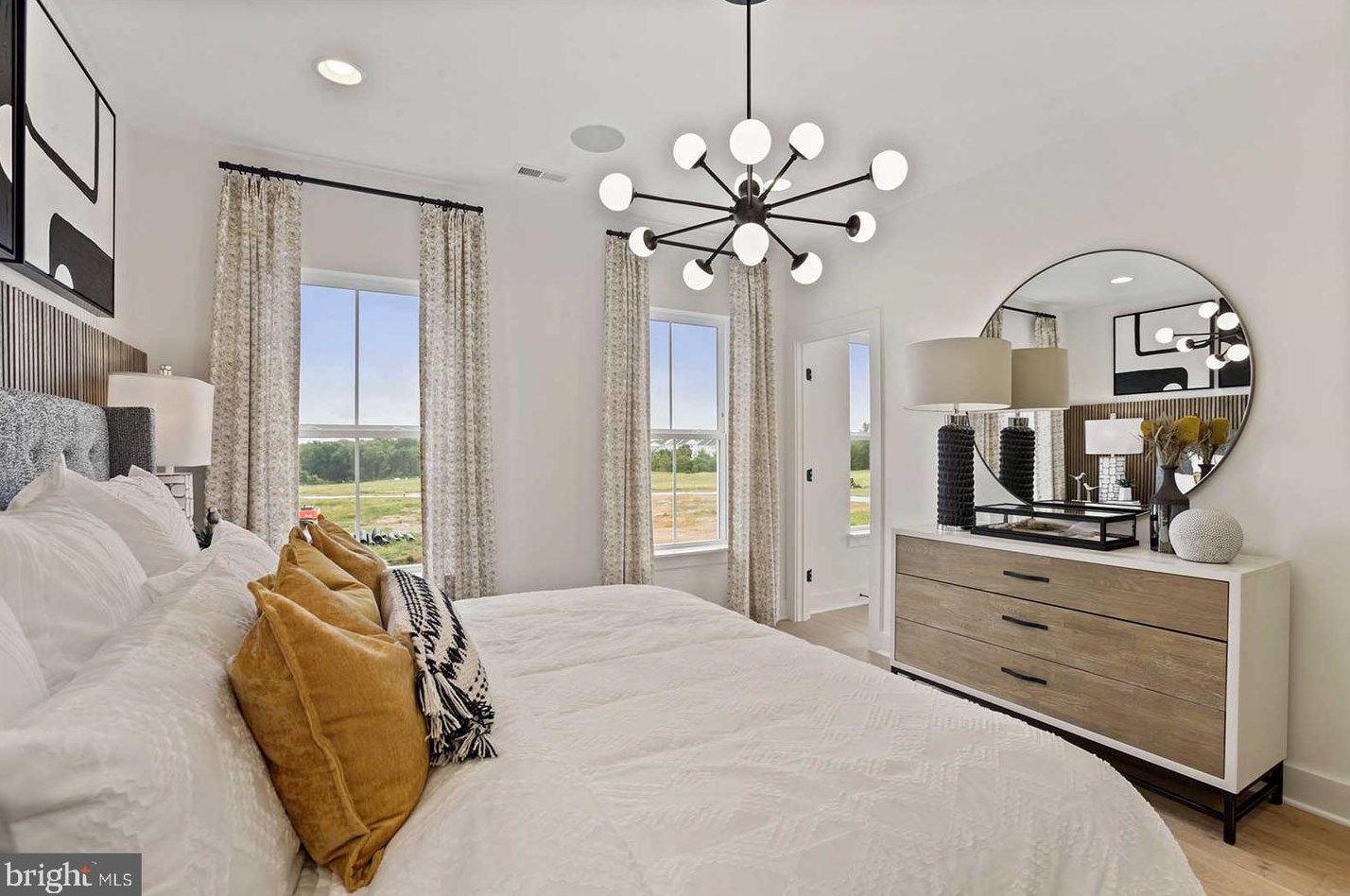 23903 Burdette Forest Rd, Clarksburg MD  20871-4467 exterior