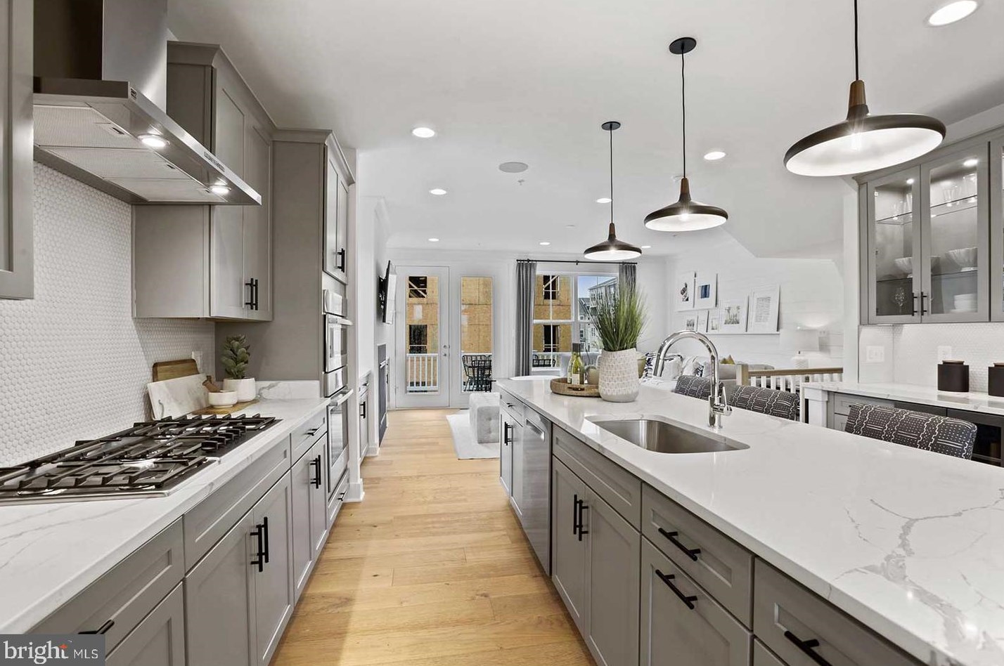 23903 Burdette Forest Rd, Clarksburg MD  20871-4467 exterior