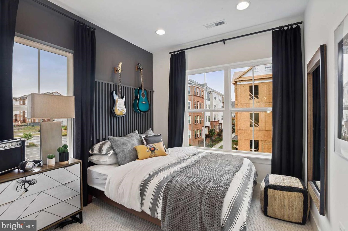 23903 Burdette Forest Rd, Clarksburg MD  20871-4467 exterior