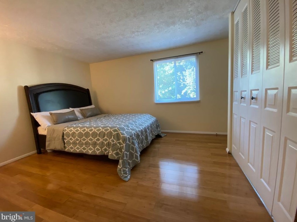 19400 Framingham Dr, Gaithersburg MD  20879-1838 exterior