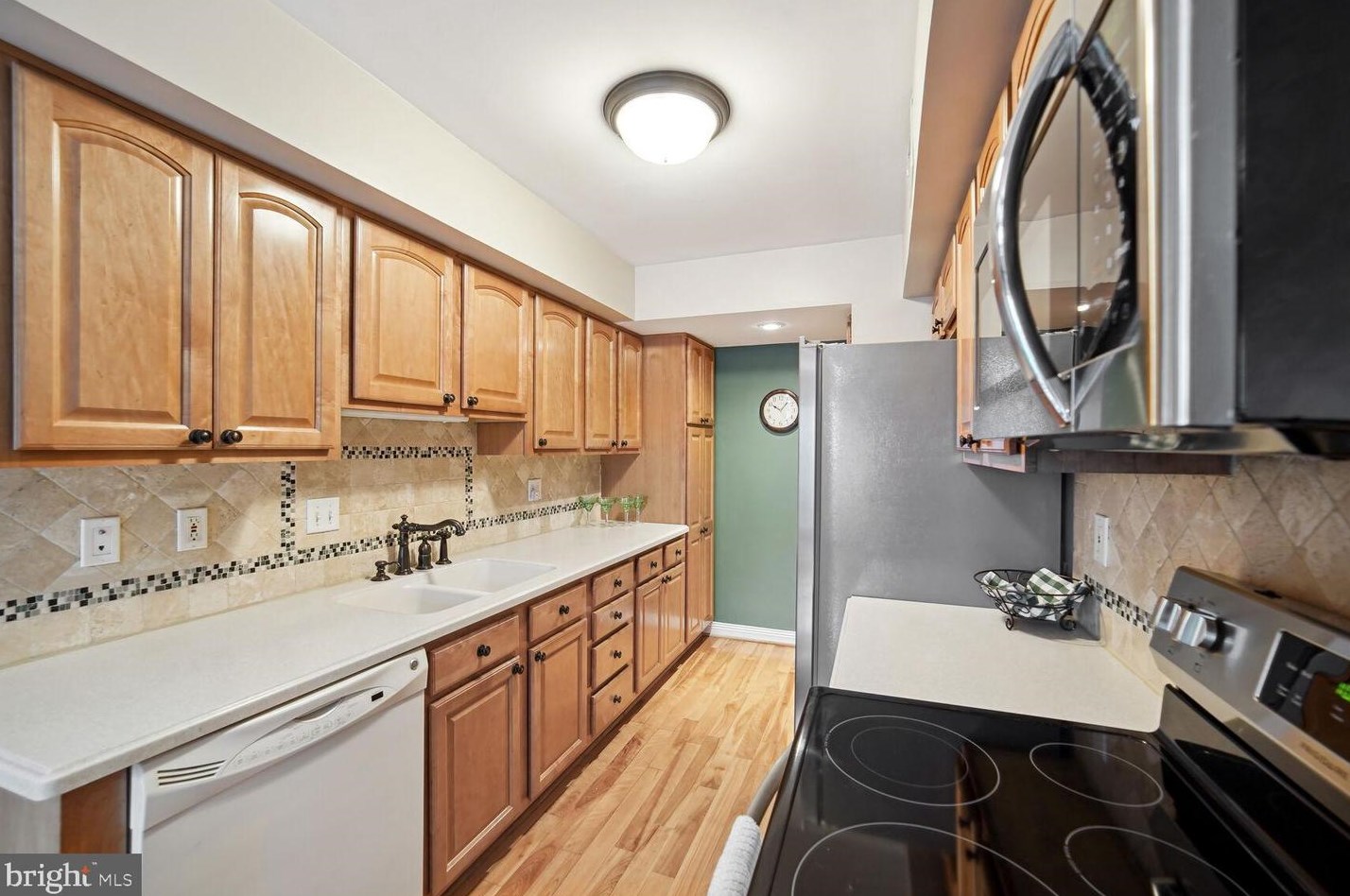 38 Triple Crown Ct, Gaithersburg MD  20878-3745 exterior
