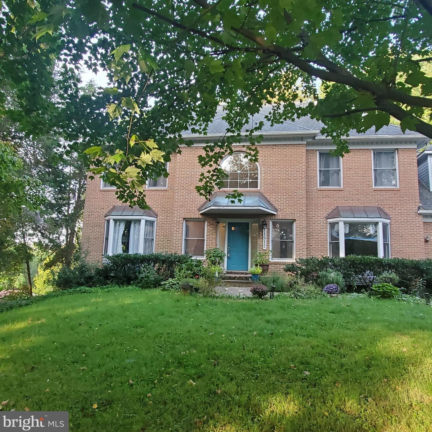 11512 Darnestown Rd, Gaithersburg, MD 20878-2302