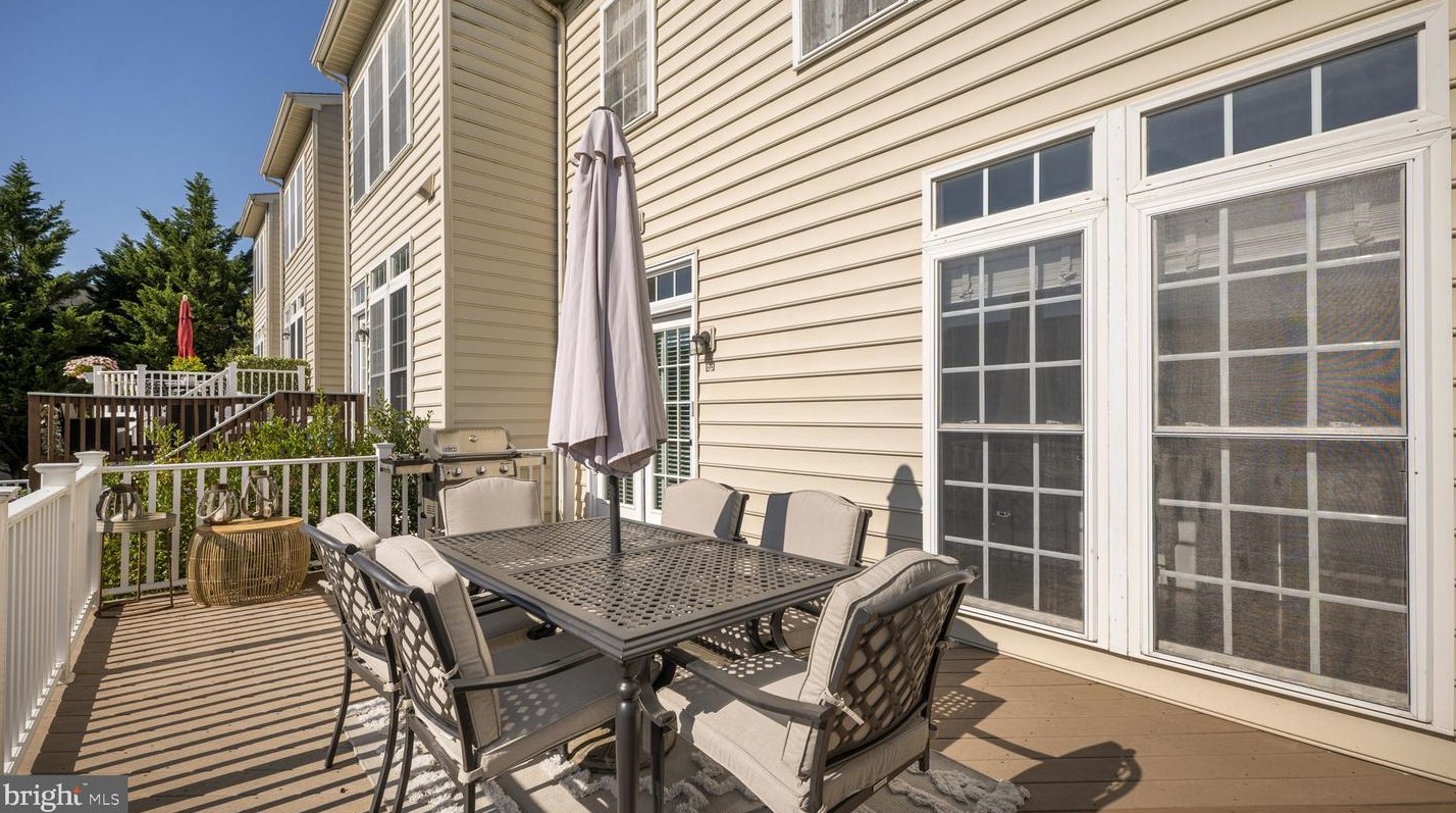 23618 General Store Dr, Clarksburg MD 20871-4322 exterior